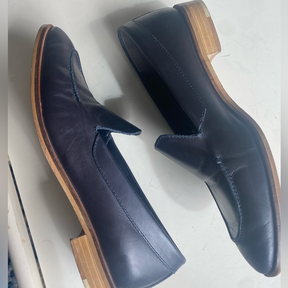 EVERLANE  The Modern Loafer in Navy Leather, stacked Heel, Pointed Toe, size 7.5 - Picture 11 of 15